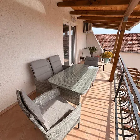 Apartman Ino