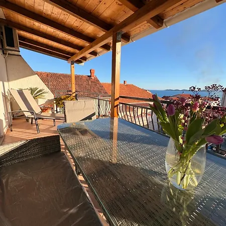 Ino * Пакоштане