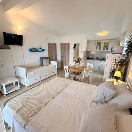 Apartman Ino Pakoštane