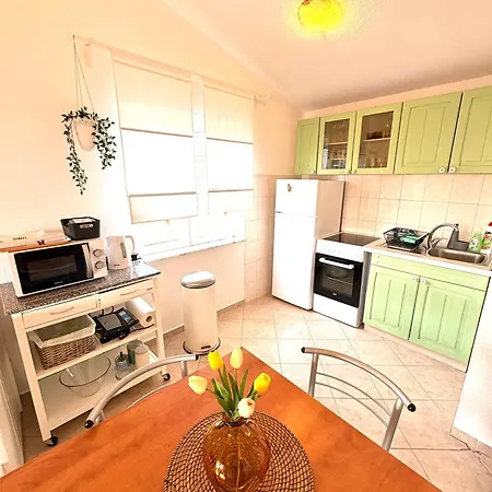 Apartman Ino Pakoštane