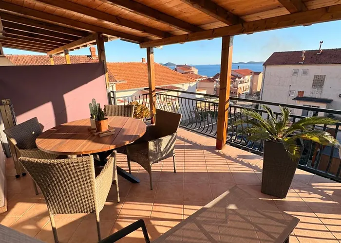 Ino Апартаменты *