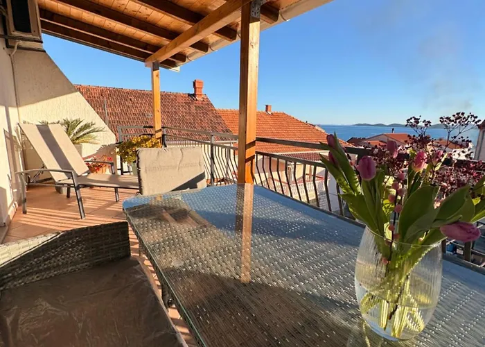 Ino * Пакоштане