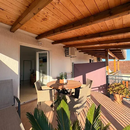 아파트 Ino 파코스탄